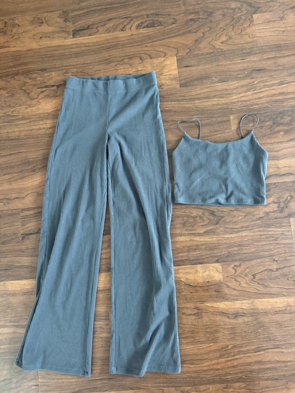 Garage Ribbed grey set
